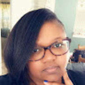 Meet your Posher, Monique